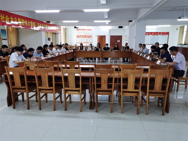 党史学习进乡镇 助力乡村产业兴