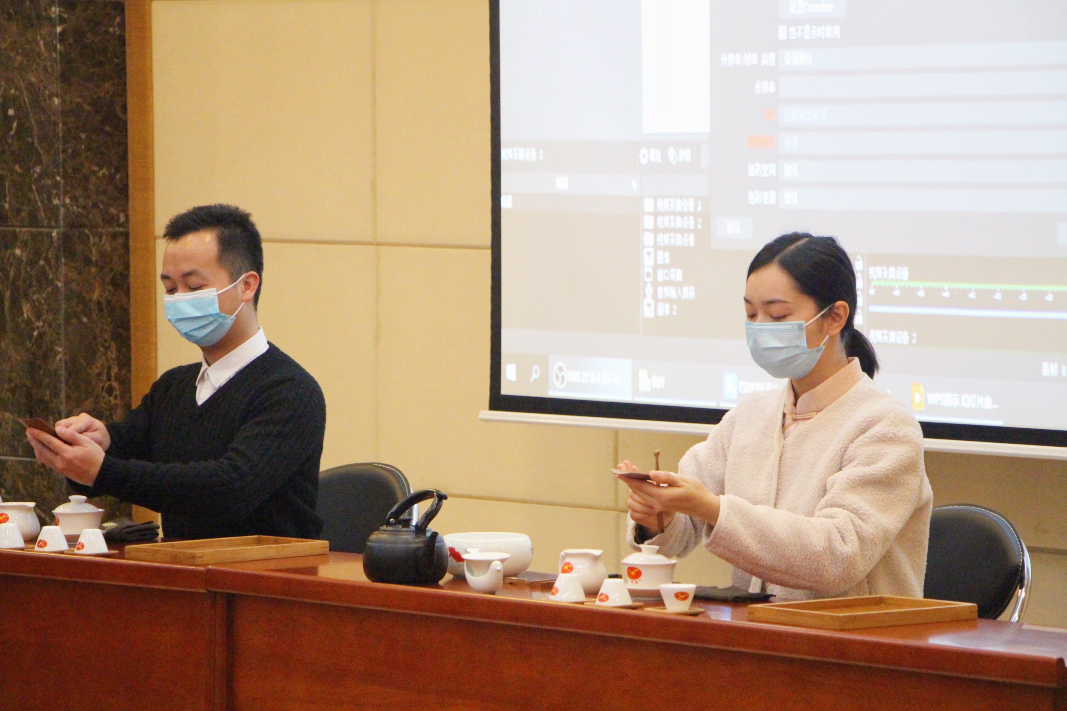 好色TV
举办纪念“三八”妇女节茶艺展示评比活动