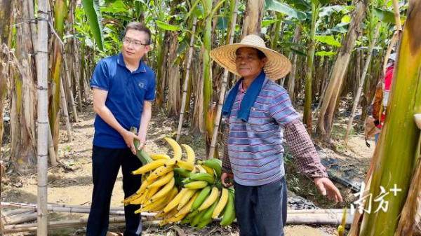 2  南方+ 邵一弘 拍摄