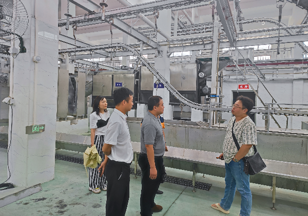 在恩平市肉类联合加工厂调研.jpg